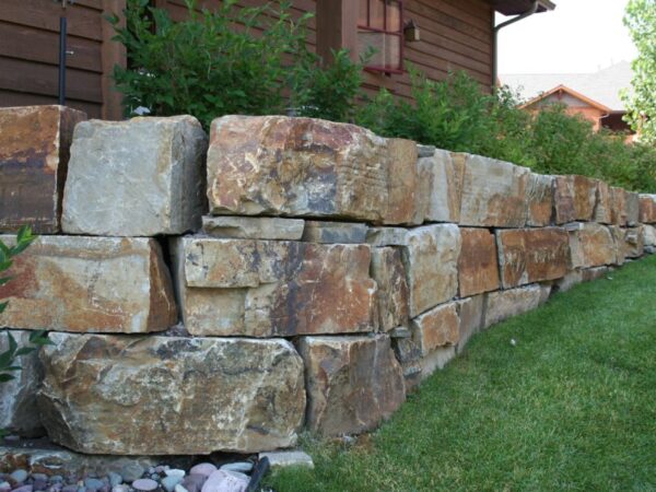 Autumn Gold Retaining Block Small Drystack - Image 3