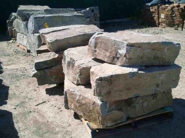 Moose Mountain Retaining Block Small Drystack - Image 3